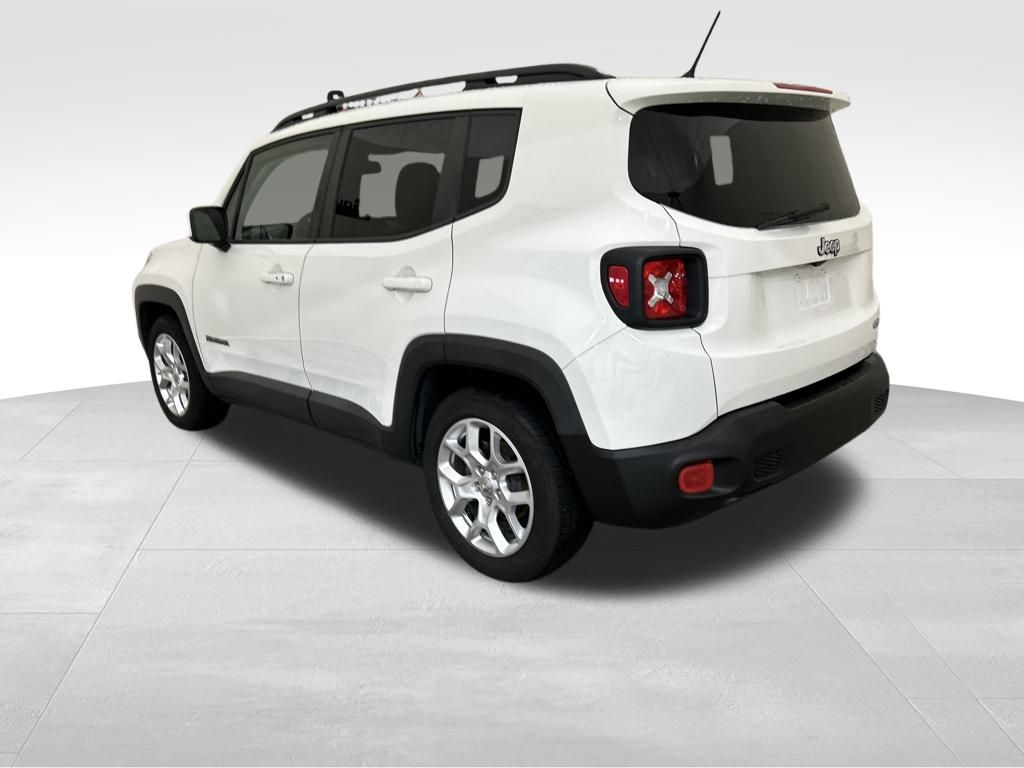 2017 Jeep Renegade Latitude North Edition photo 16