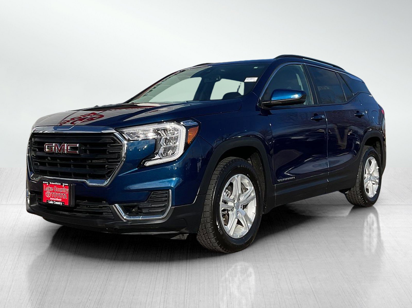 2022 GMC Terrain SLE's photo