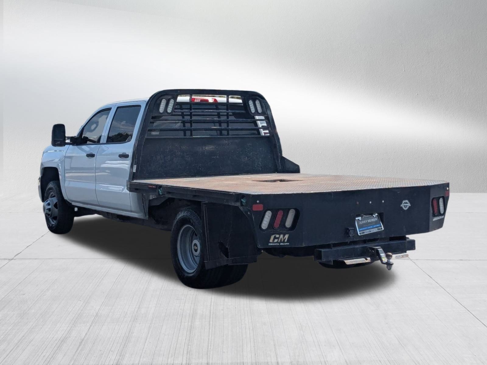 2018 Chevrolet Silverado 3500HD Work Truck photo 3