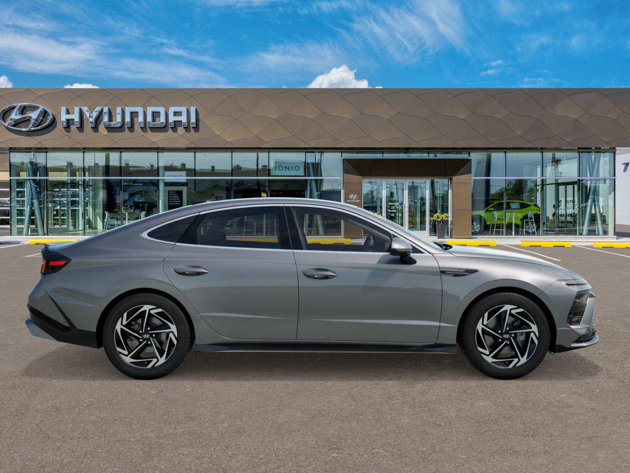 2026 Hyundai Sonata SEL Sport photo 5