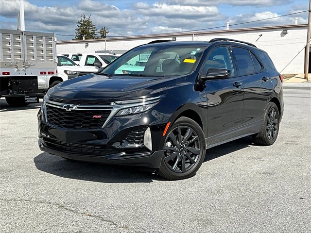 2023 Chevrolet Equinox RS photo 2