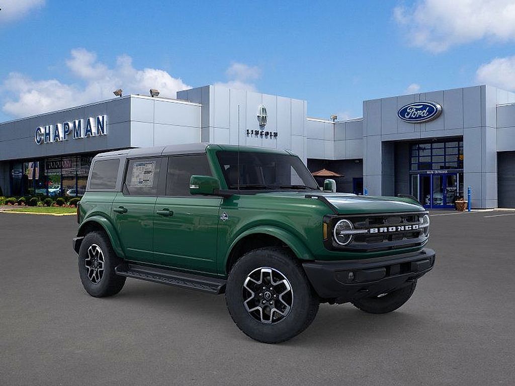 2025 Ford Bronco Outer Banks photo 5
