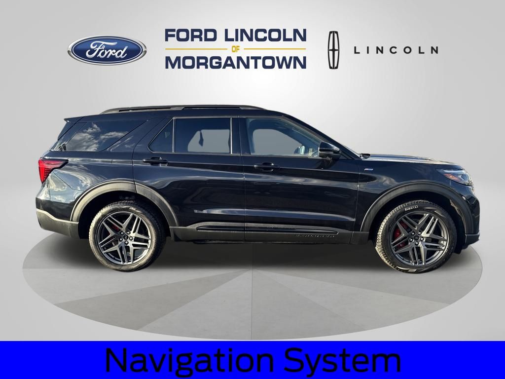 2025 Ford Explorer ST-Line photo 4