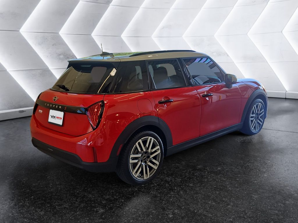 2025 Mini Cooper 4 Door Hardtop Signature photo 4