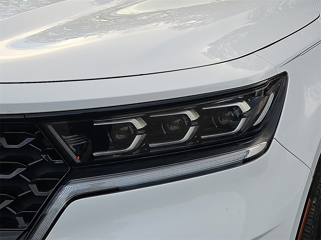 2023 Kia Sorento SX photo 3