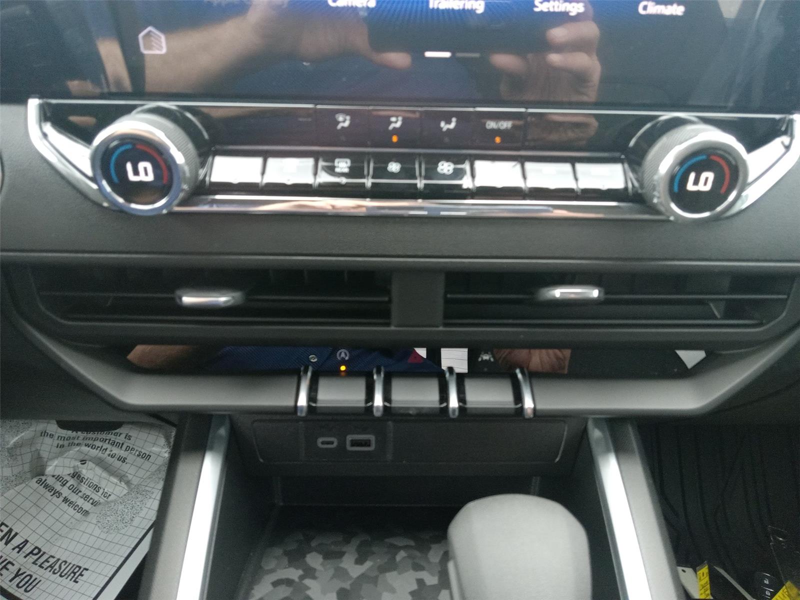 2026 Chevrolet Colorado Trail Boss photo 16