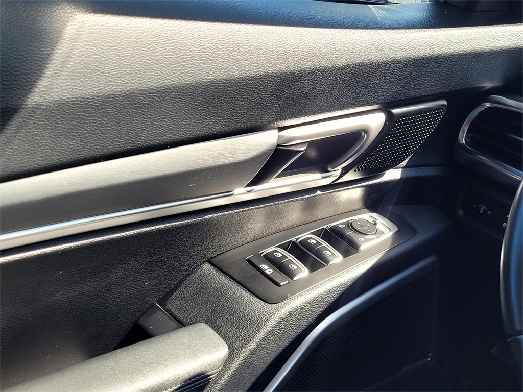 2022 Kia Telluride LX photo 29