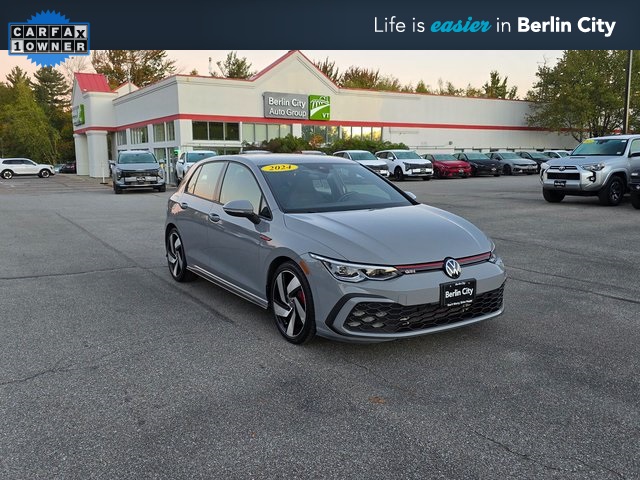 2024 Volkswagen Golf GTI S's photo