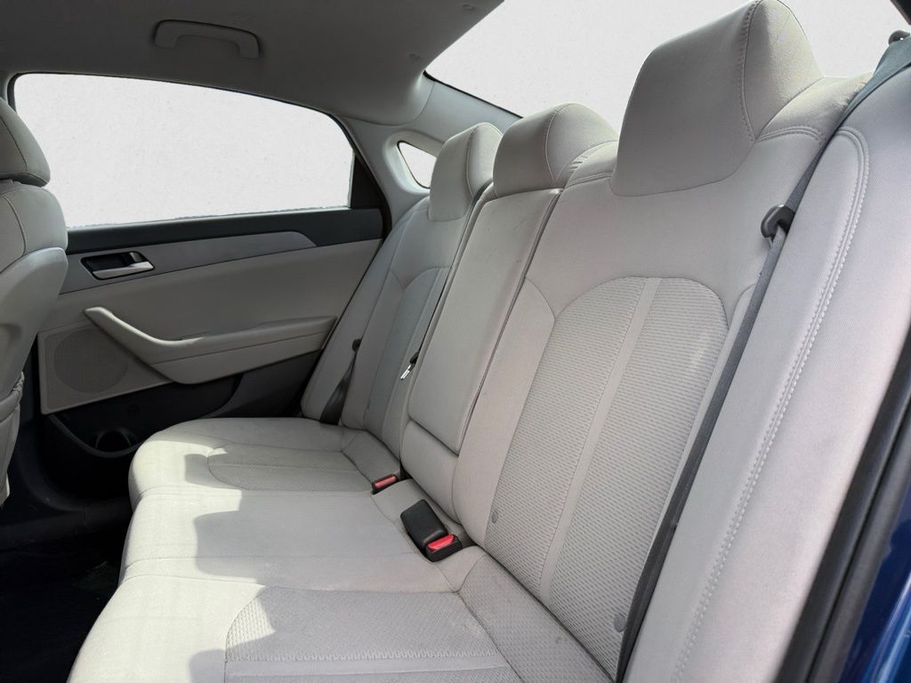 2018 Hyundai Sonata SE photo 16
