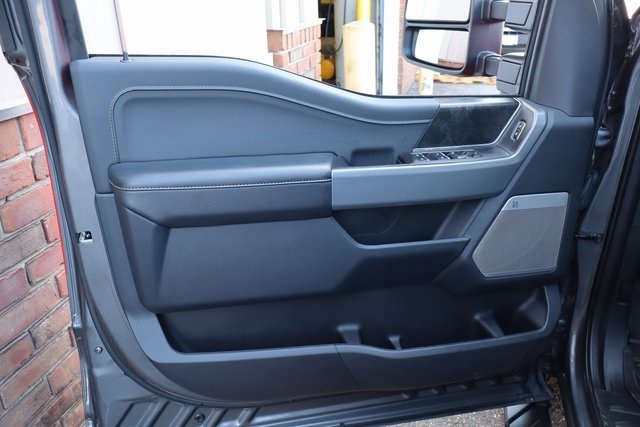 2023 Ford F-150 XLT photo 10
