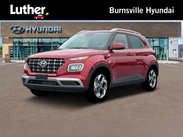 2025 Hyundai Venue SEL's photo
