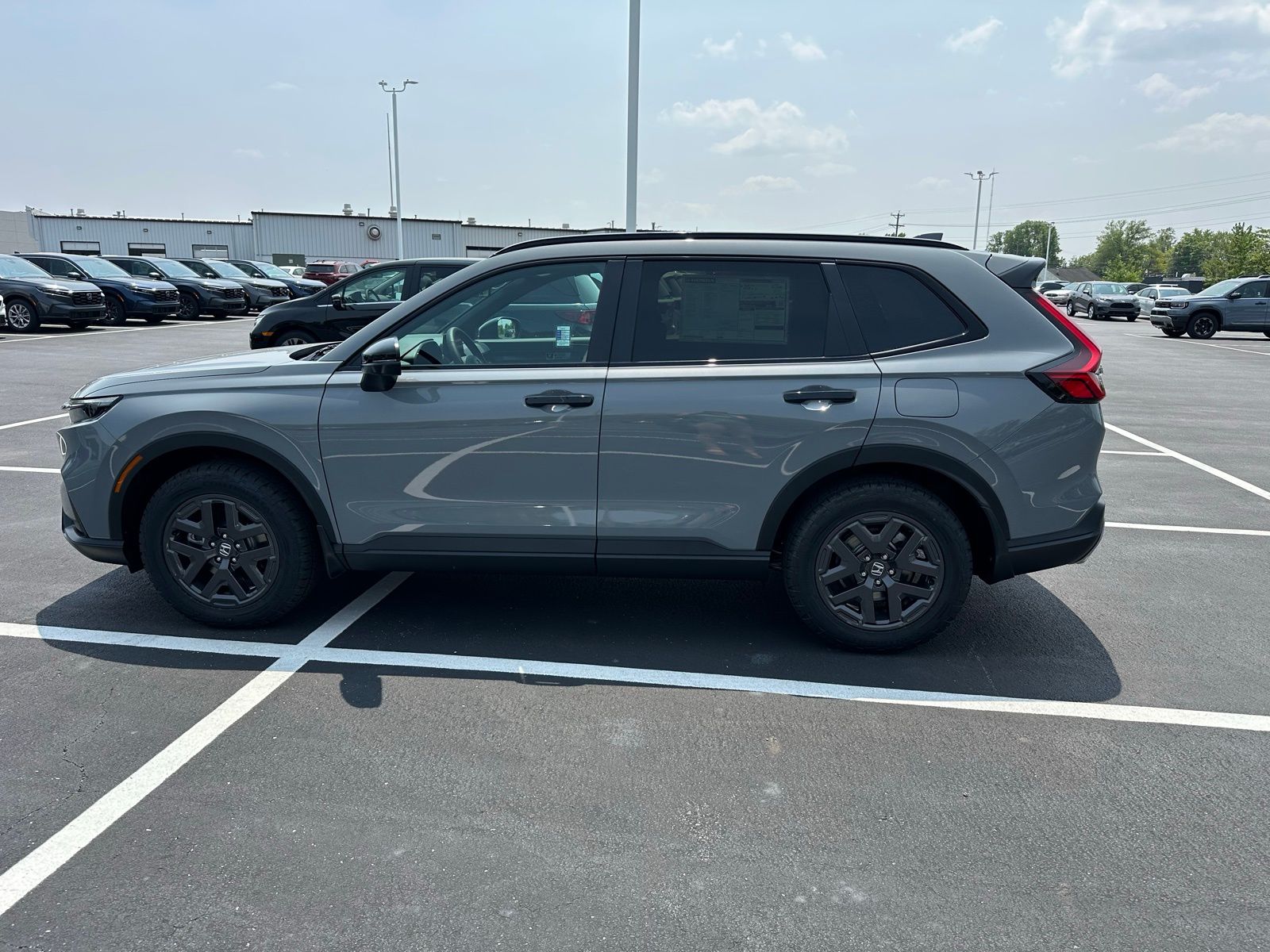 2026 Honda CR-V Hybrid photo 2