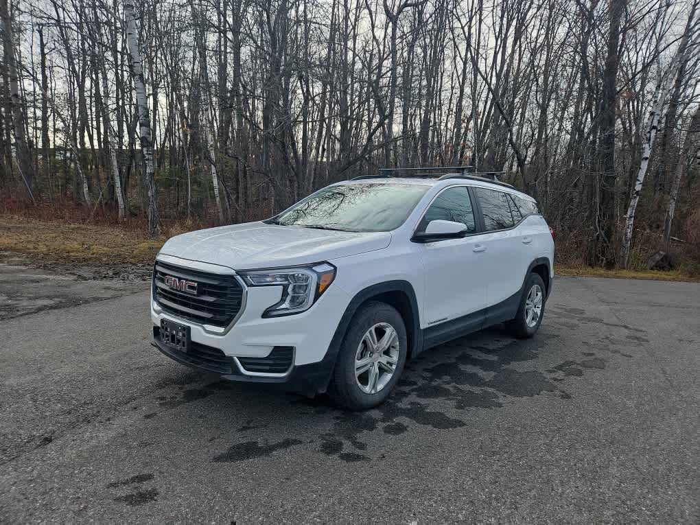 2022 GMC Terrain SLE's photo