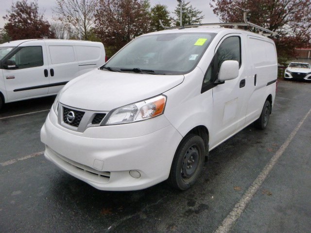 2021 Nissan NV200 SV photo 2