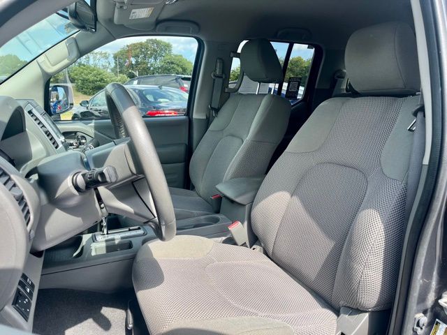 2019 Nissan Frontier SV photo 5