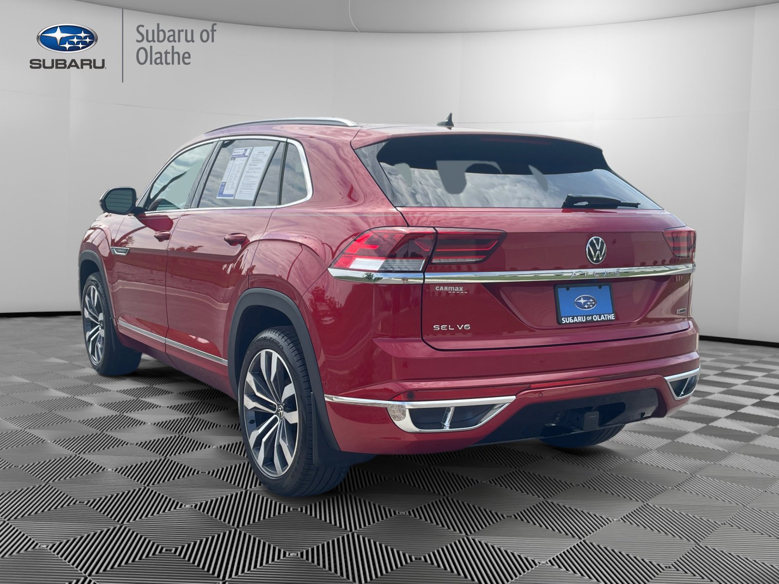 2021 Volkswagen Atlas Cross Sport V6 SEL Premium R-Line photo 2