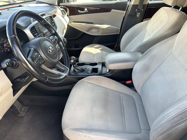 2016 Kia Sorento LX photo 4