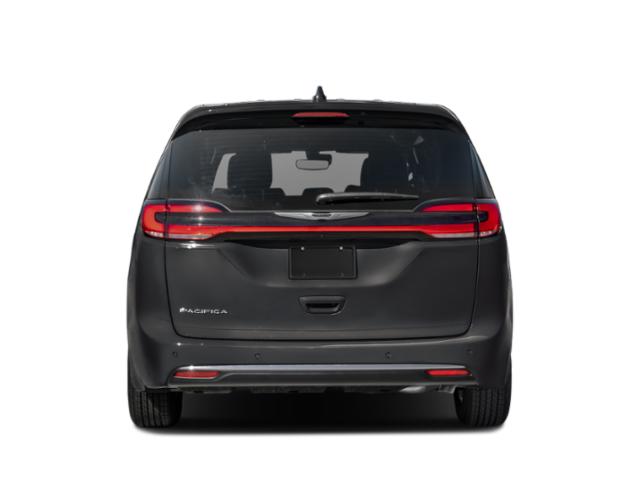 2026 Chrysler Pacifica Pinnacle photo 4
