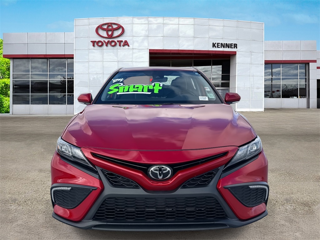 2024 Toyota Camry SE photo 2