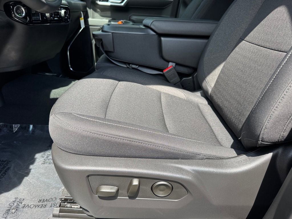 2025 Chevrolet Silverado 1500 RST photo 23