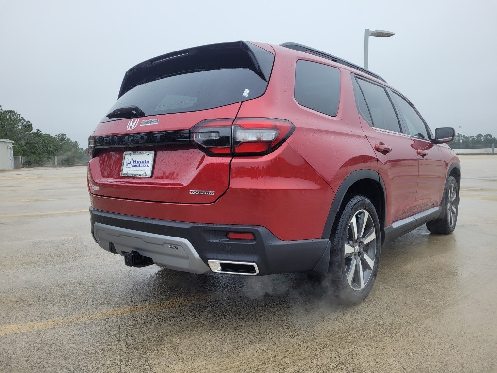 2025 Honda Pilot Touring photo 5