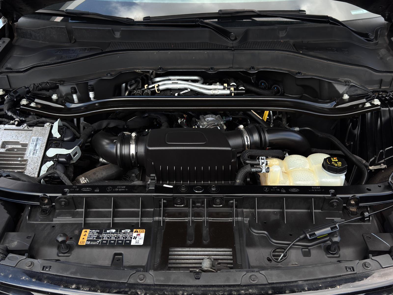 2022 Ford Explorer ST photo 30