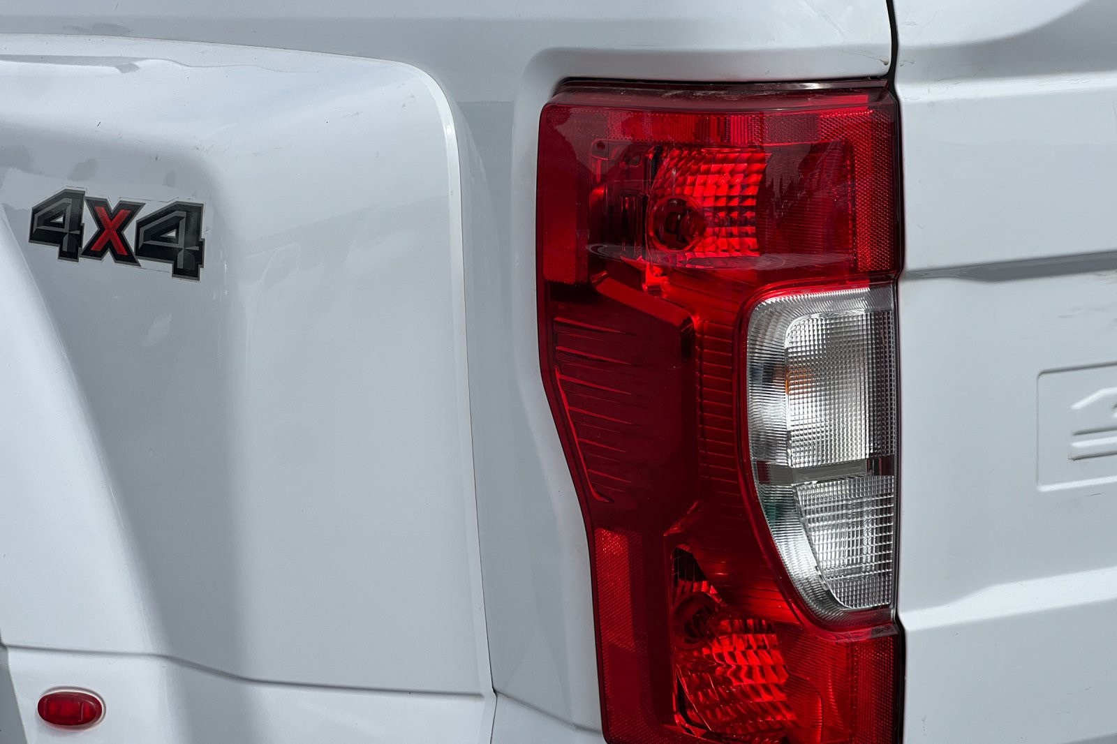 2022 Ford F-350 XL photo 30