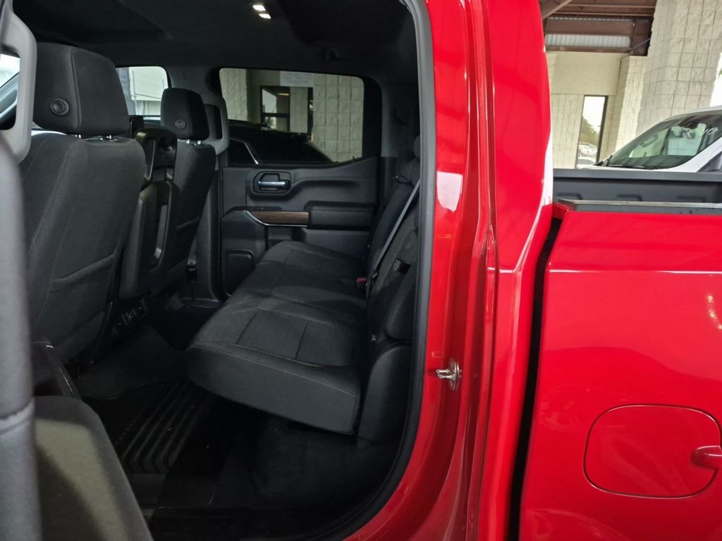 2021 Chevrolet Silverado 1500 RST photo 6