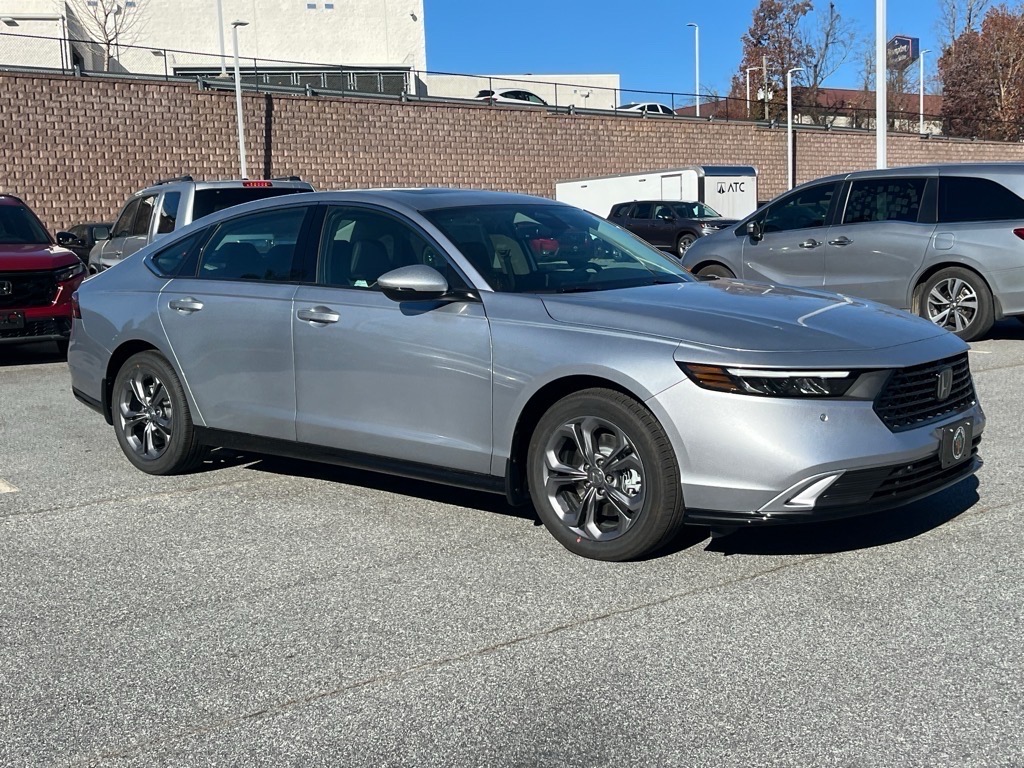 2025 Honda Accord Hybrid EX-L's photo