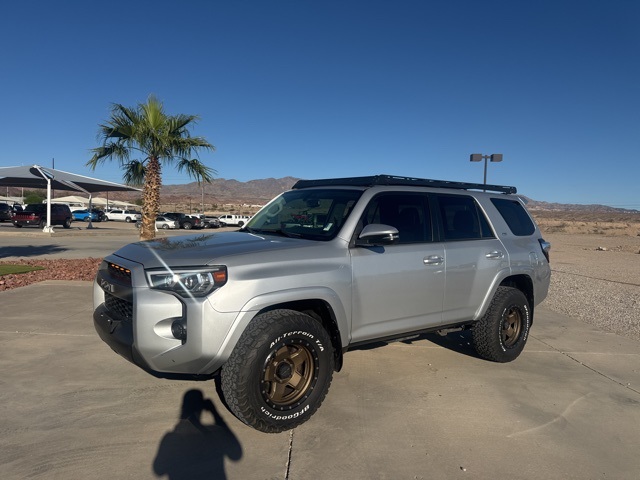 2017 Toyota 4Runner SR5 Premium's photo