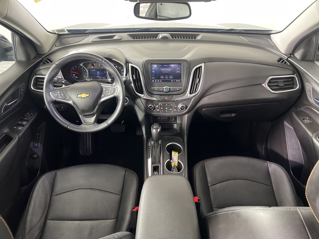 2020 Chevrolet Equinox LT photo 2