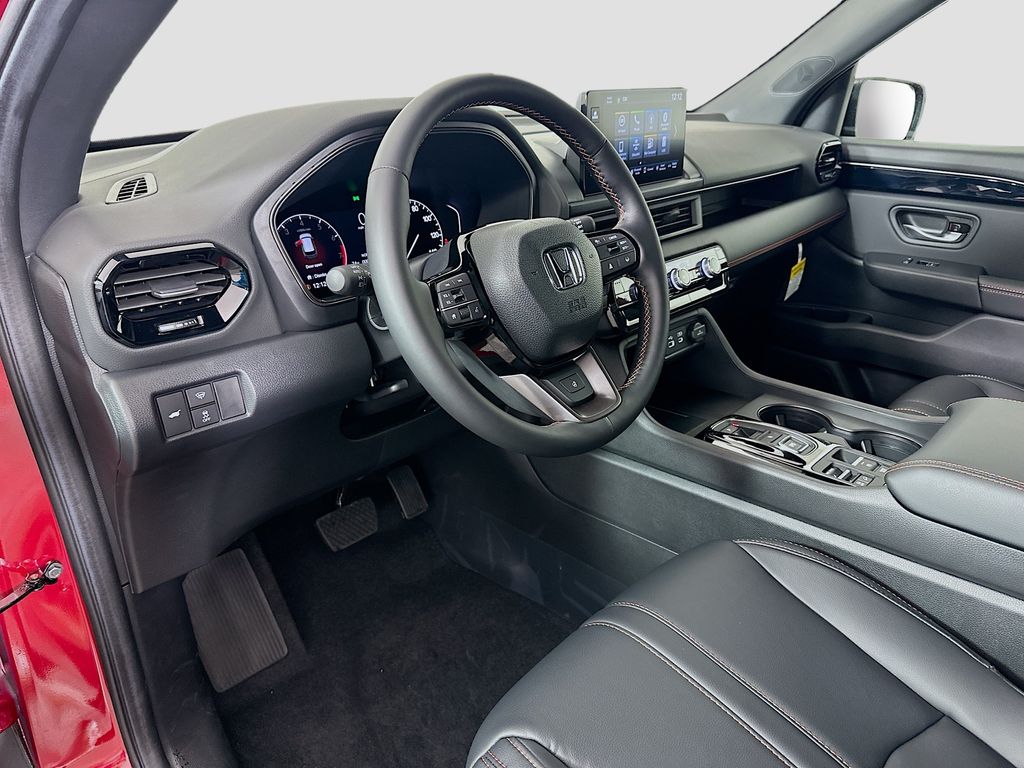 2025 Honda Pilot TrailSport photo 8