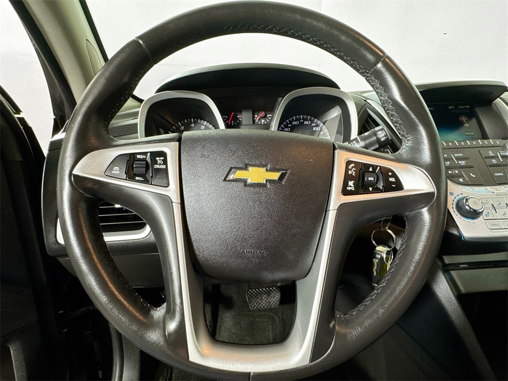 2015 Chevrolet Equinox LT photo 32