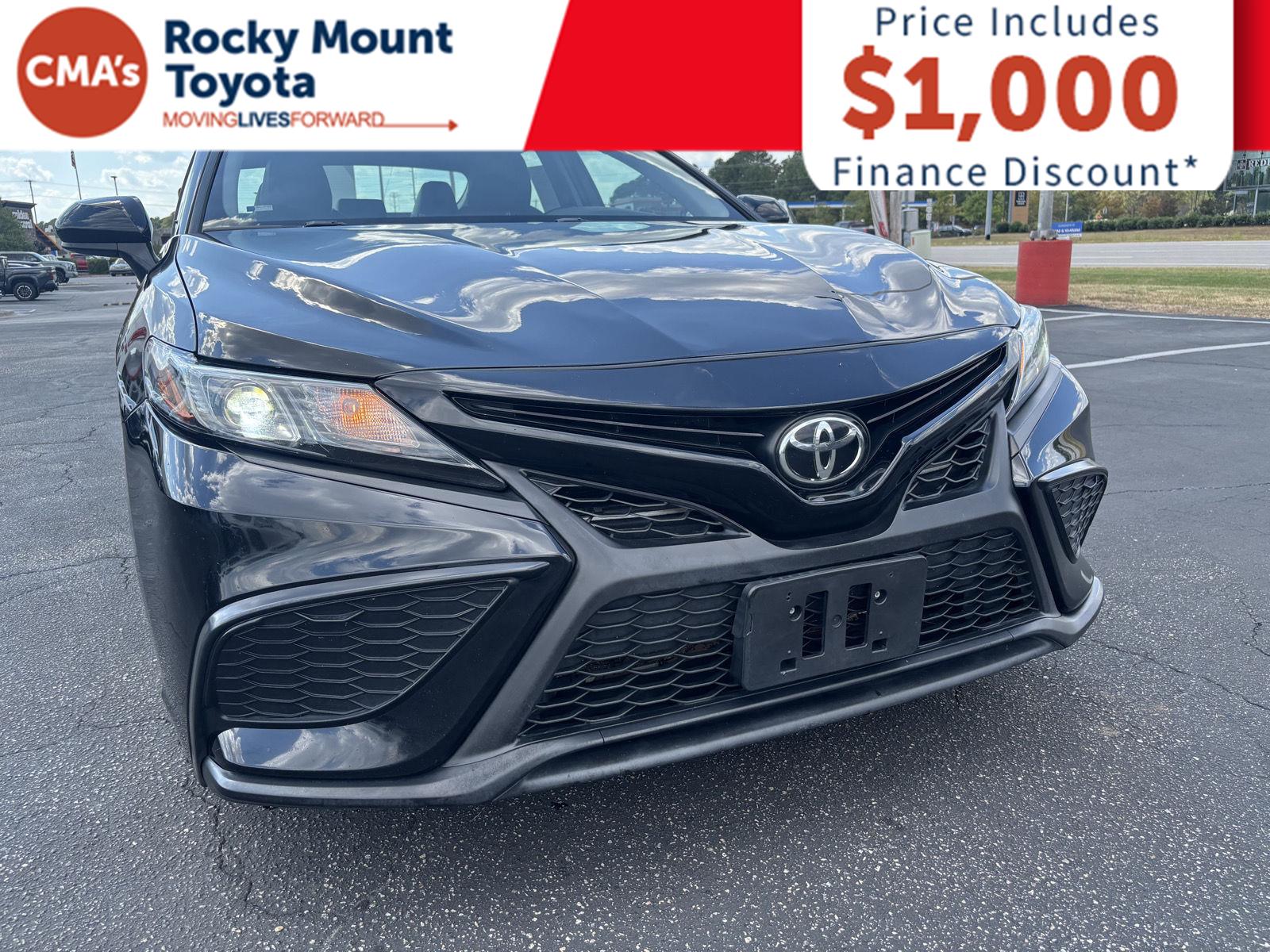 2021 Toyota Camry SE photo 10