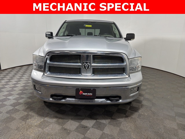 Used 2009 Dodge Ram 1500 Pickup SLT with VIN 1D3HV13T79S739911 for sale in Shakopee, Minnesota