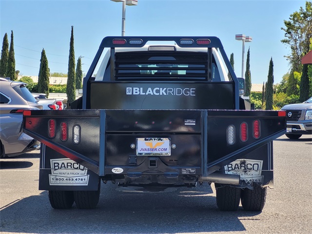 2024 Ram 3500 SLT photo 7