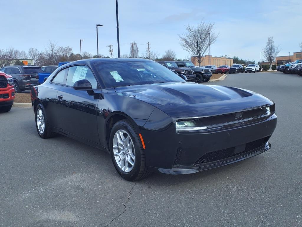 2025 Dodge Charger R/T photo 3