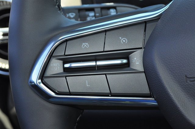 2025 Chevrolet Equinox LT photo 18