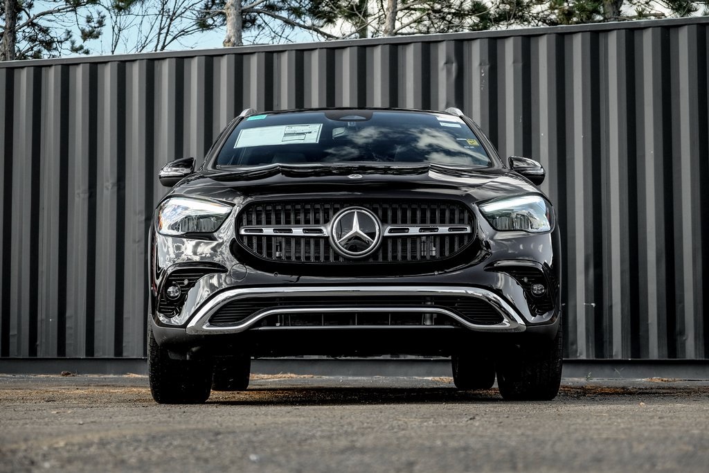 2026 Mercedes Benz GLA 250 4MATIC photo 3