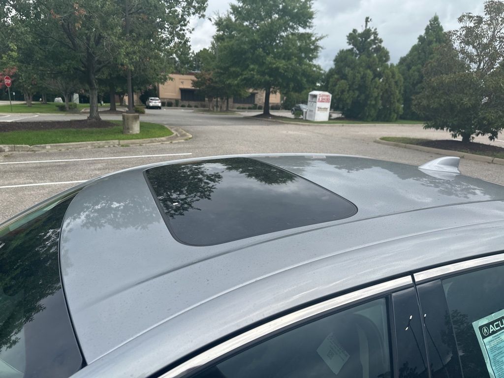 2025 Acura TLX Technology photo 10