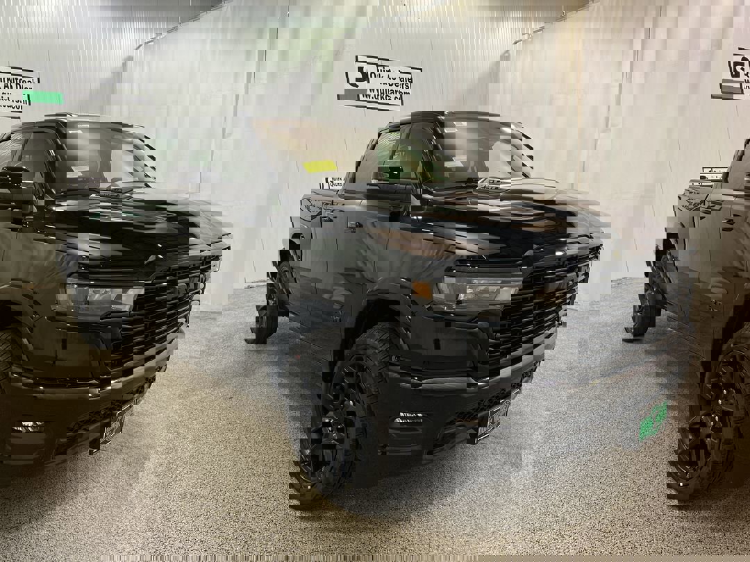 2026 RAM Ram 1500 Pickup Laramie's photo