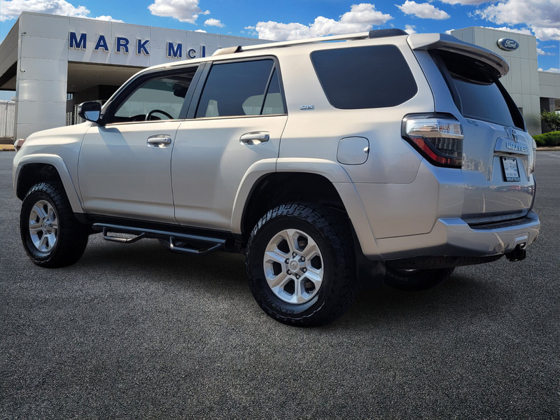 2020 Toyota 4Runner SR5 4WD photo 4