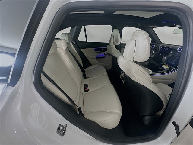 2026 Mercedes Benz GLC 300 photo 22