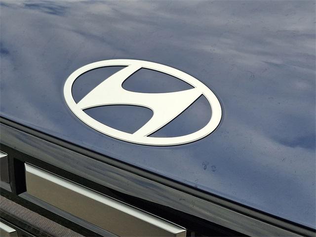 2026 Hyundai Santa Fe SEL photo 3