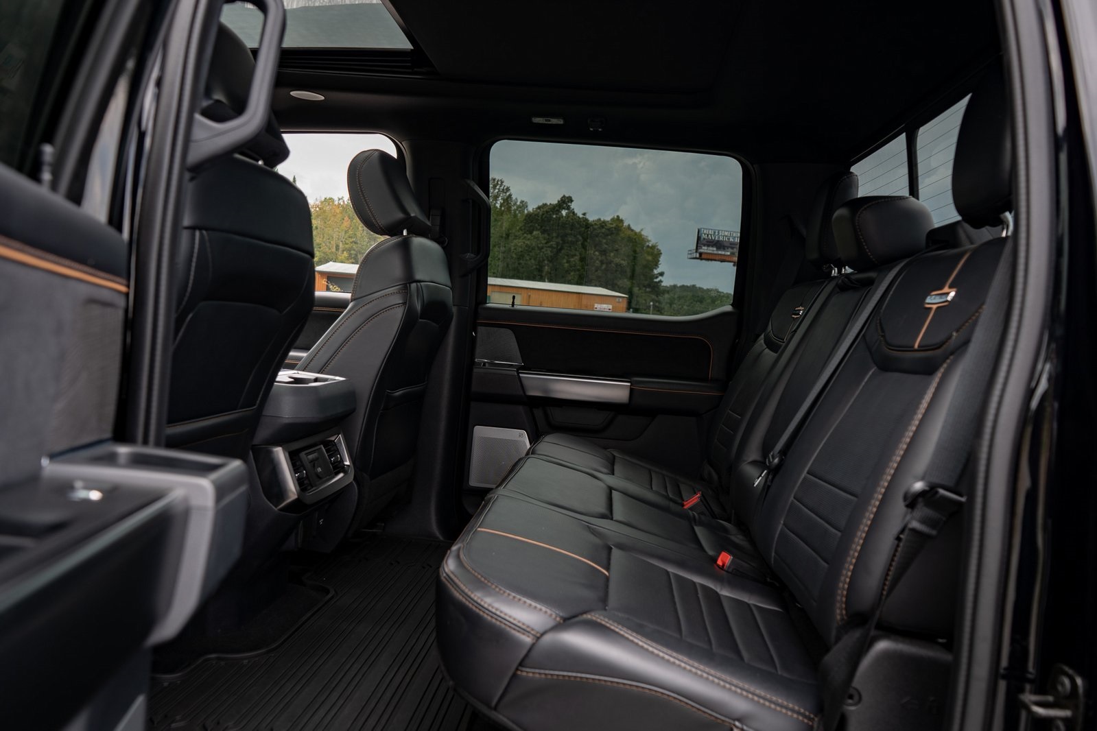 2024 Ford F-450 photo 30