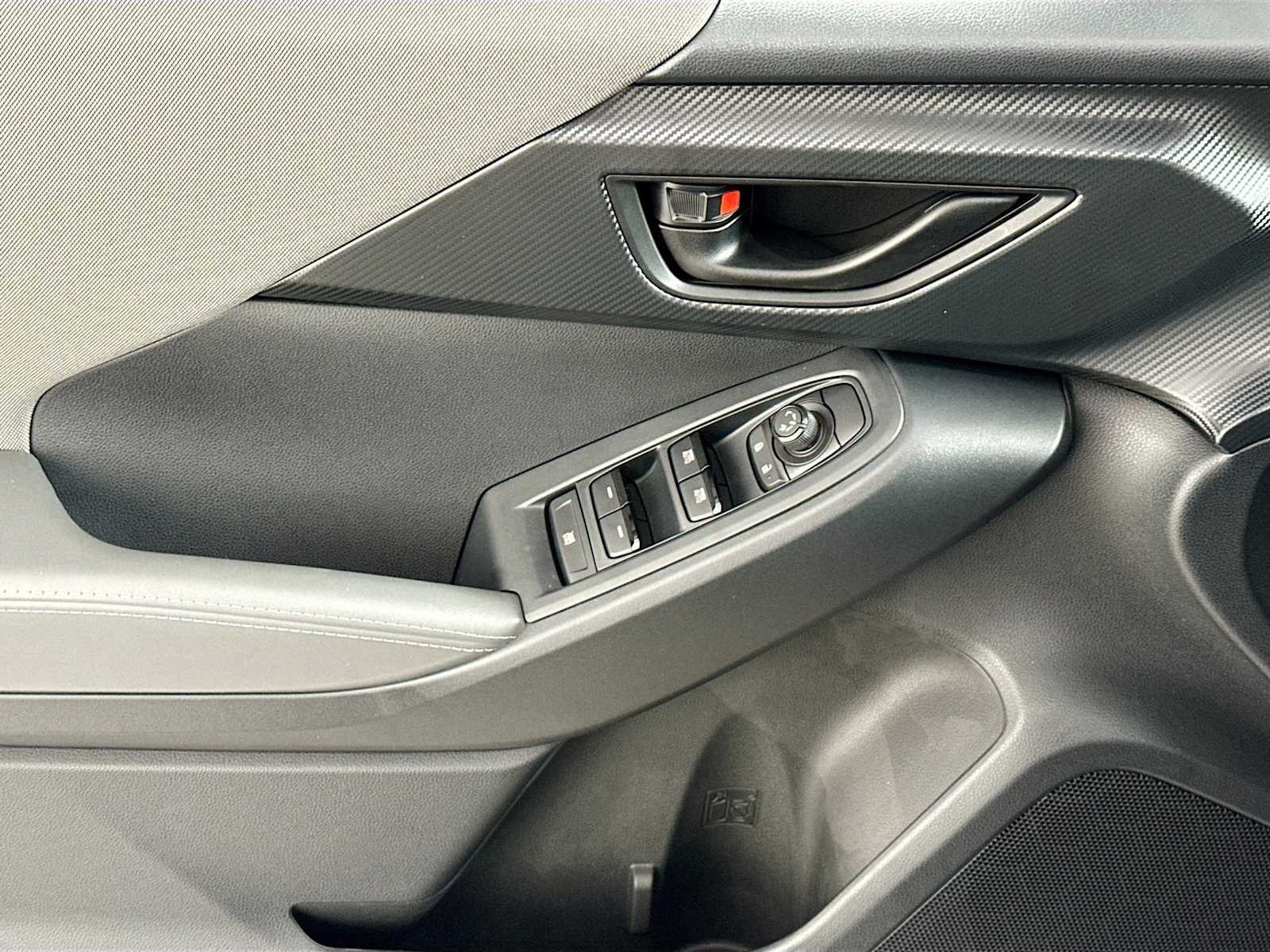 2025 Subaru Crosstrek Premium photo 15