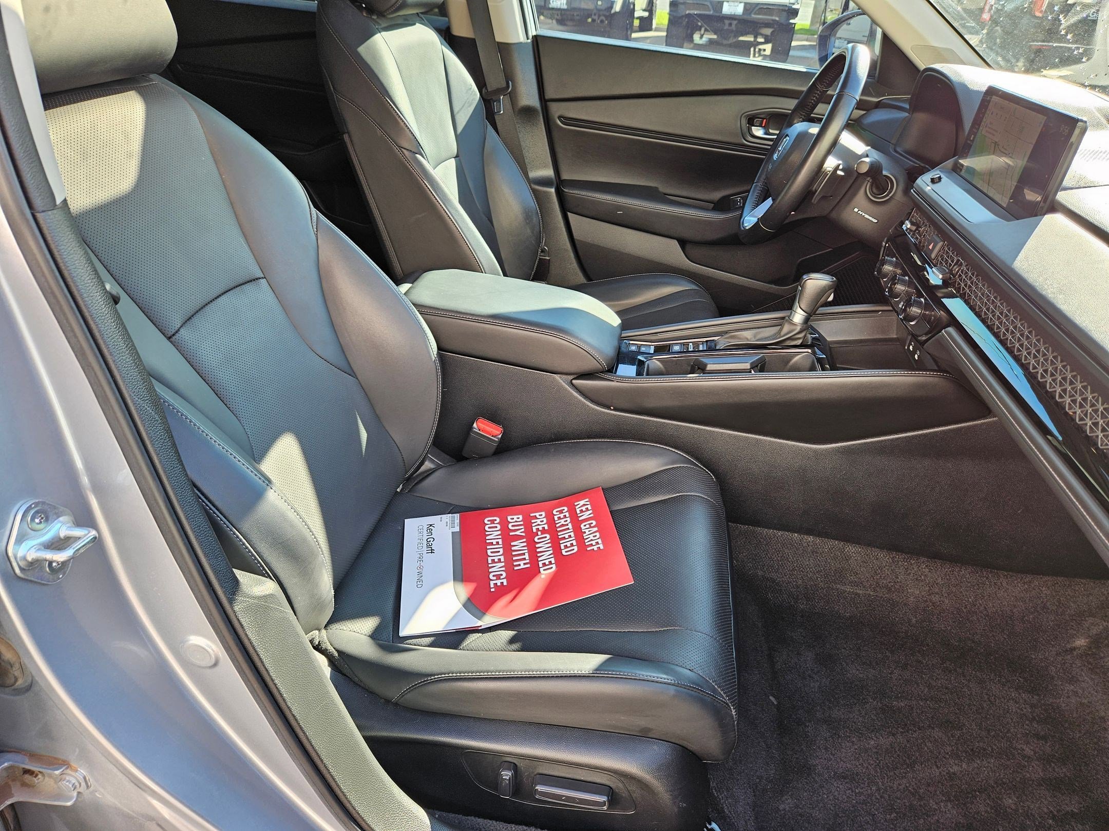 2023 Honda Accord Hybrid Touring photo 29
