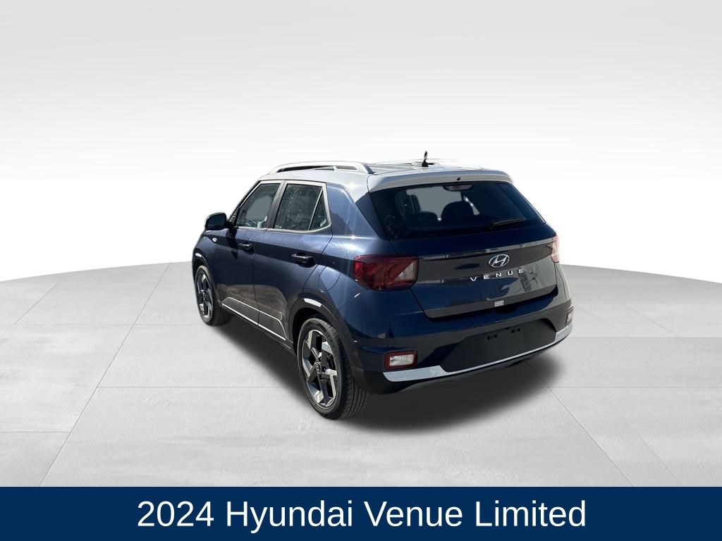 2024 Hyundai Venue SEL Limited photo 2