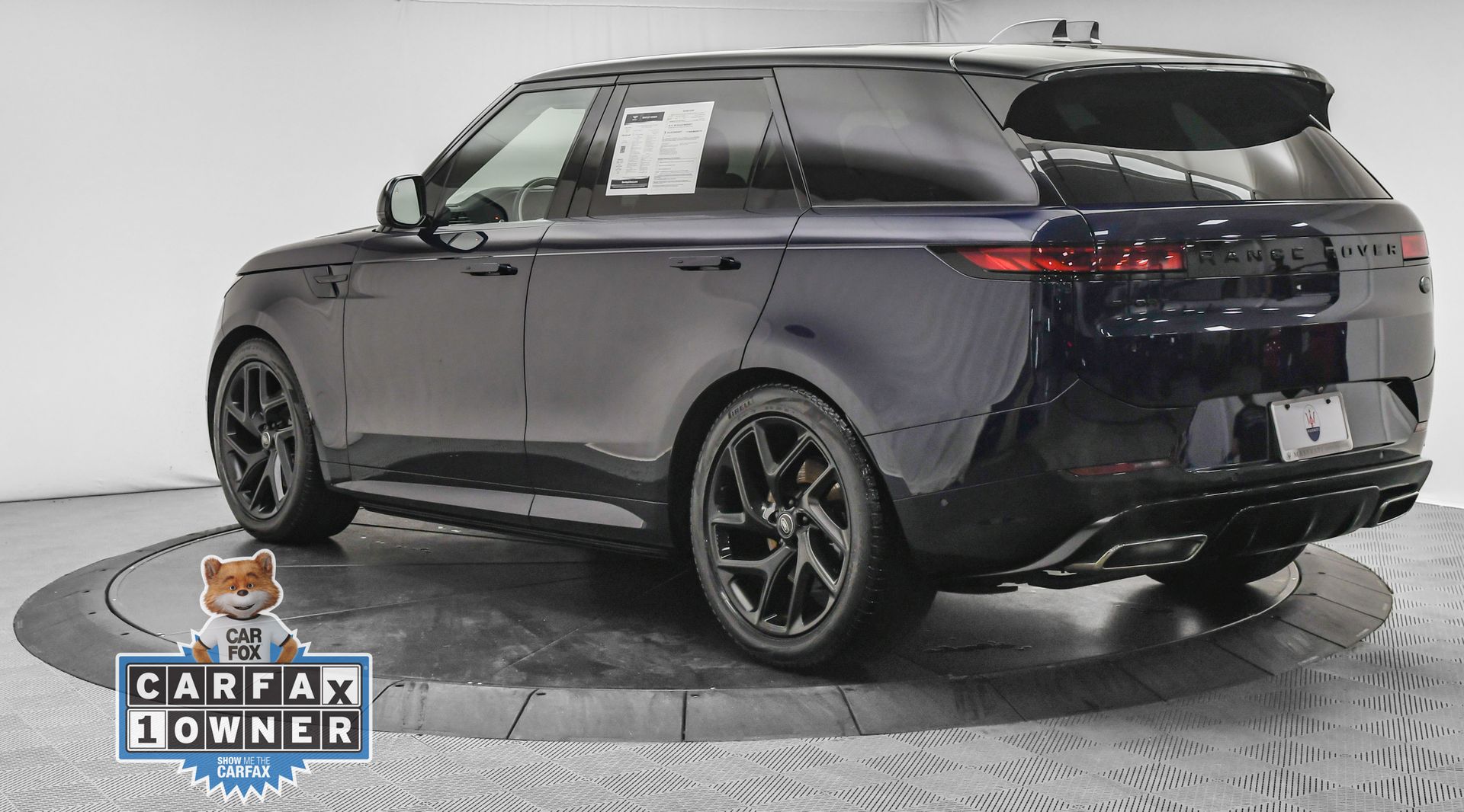 2023 Land Rover Range Rover Sport SE photo 2