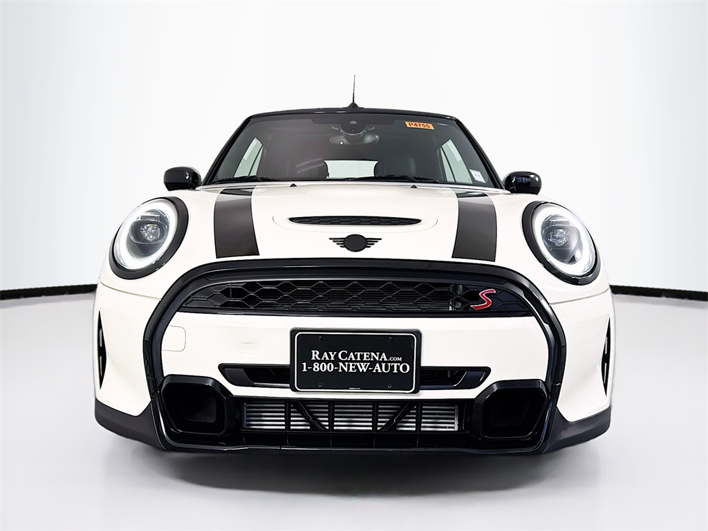 2023 Mini Cooper Convertible S photo 2